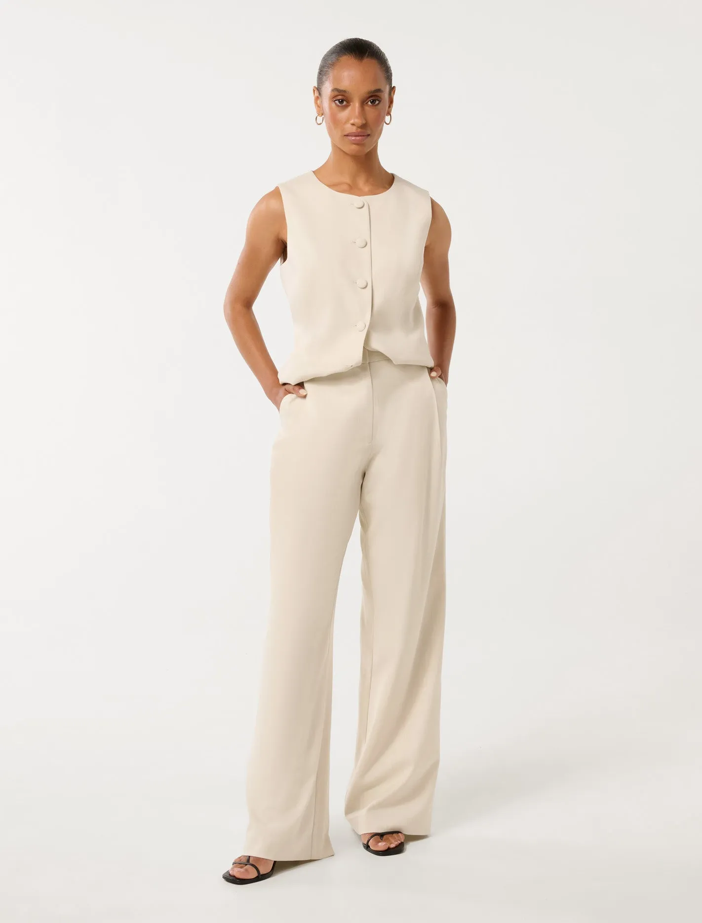 Daniela Petite Wide Leg Pants