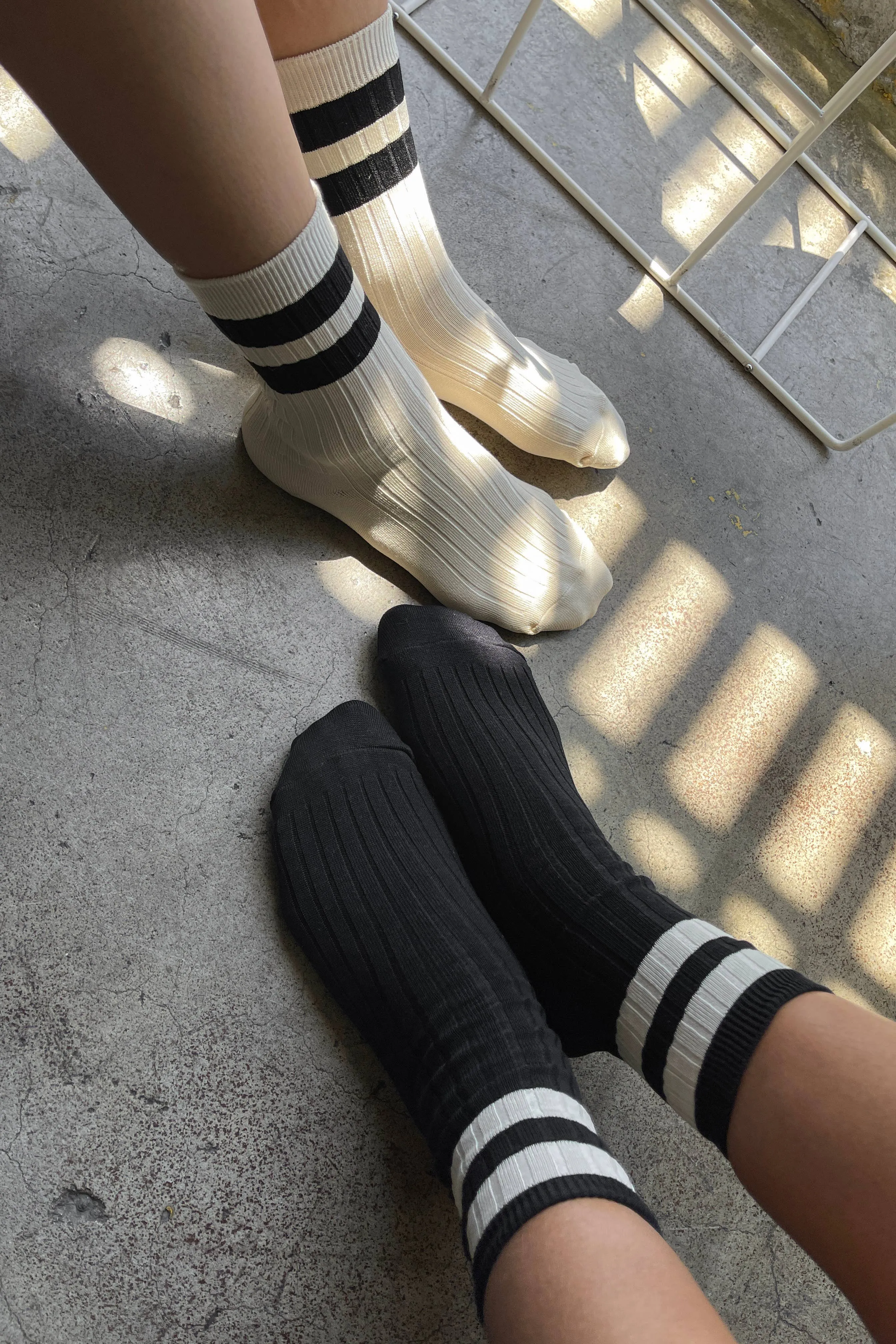 LE BON SHOPPE | Her Socks - Varsity: Cream Black