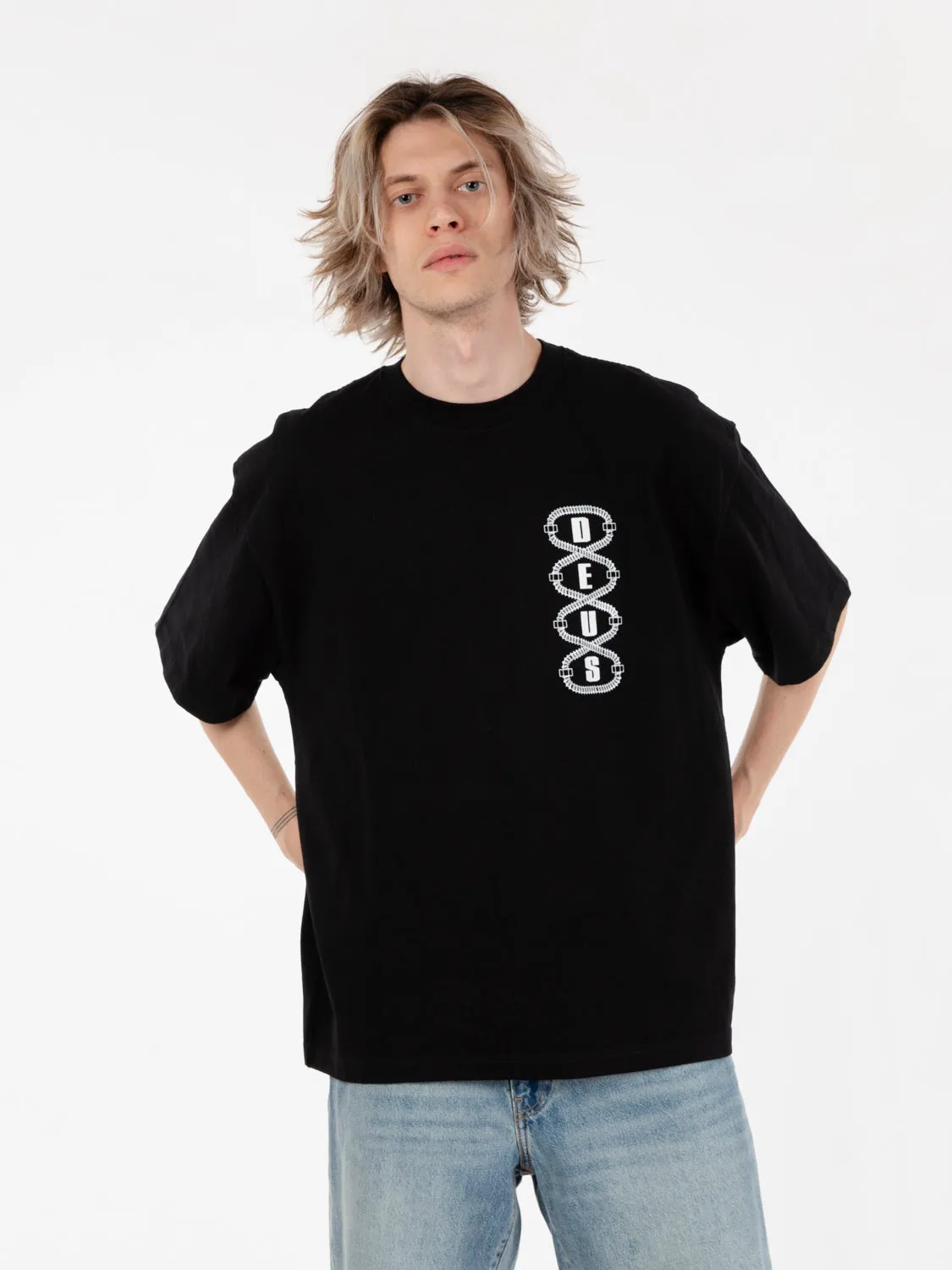 Thread tee black